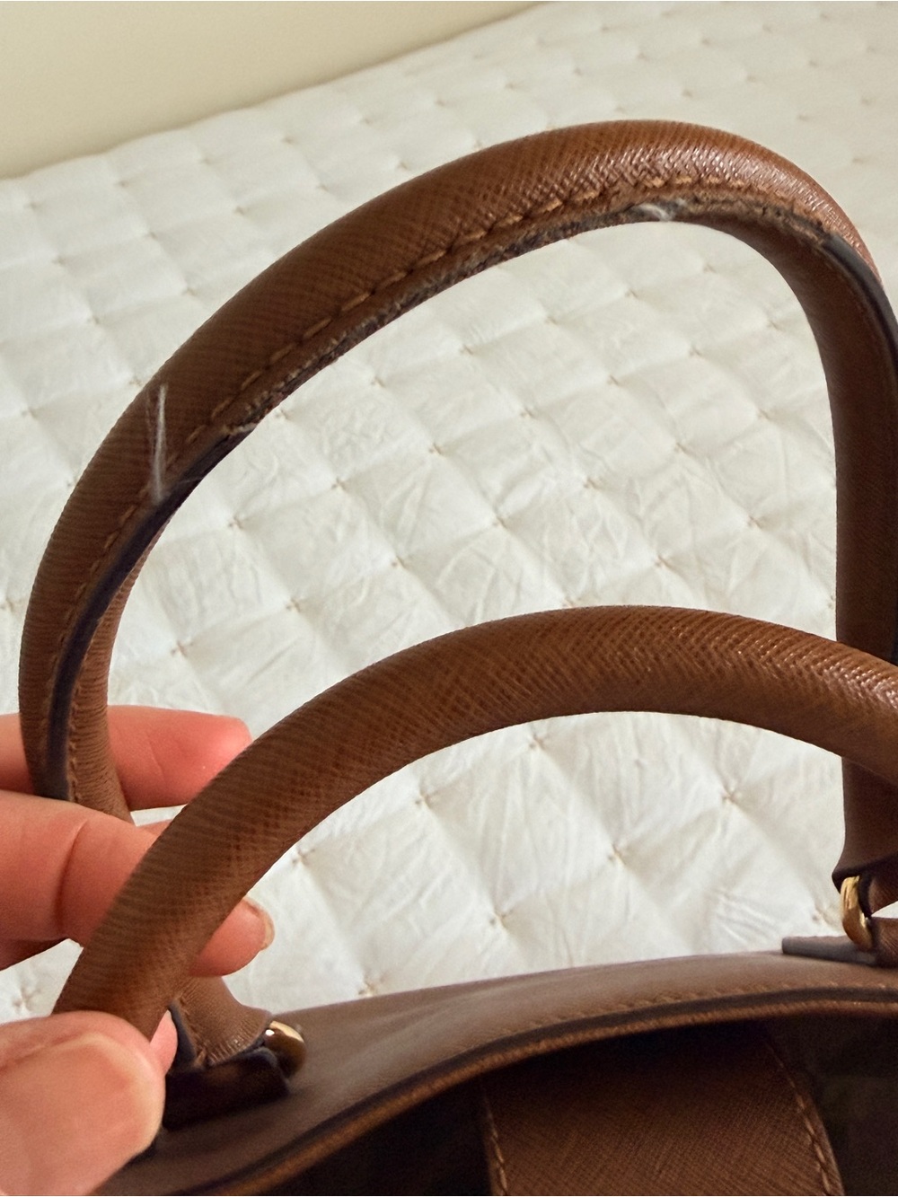 Michael Kors East West Hamilton Saffiano Leather bag - Picture 7 of 12